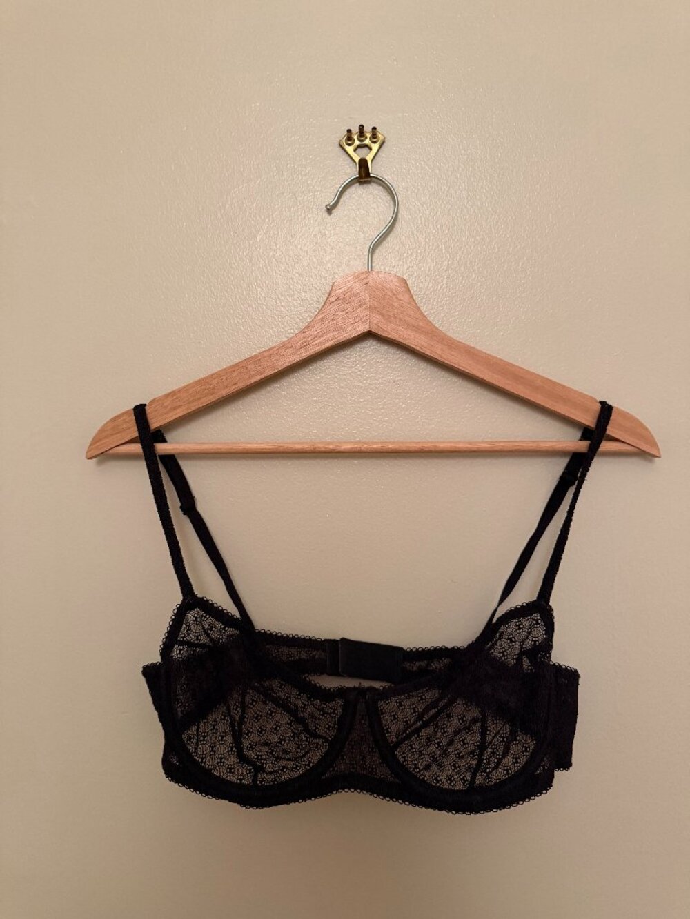 & Other Stories	Lace Bra	Black